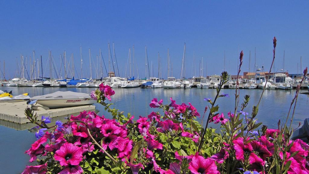 Hotel De La Mer เลอบาร์กาแรส ภายนอก รูปภาพ